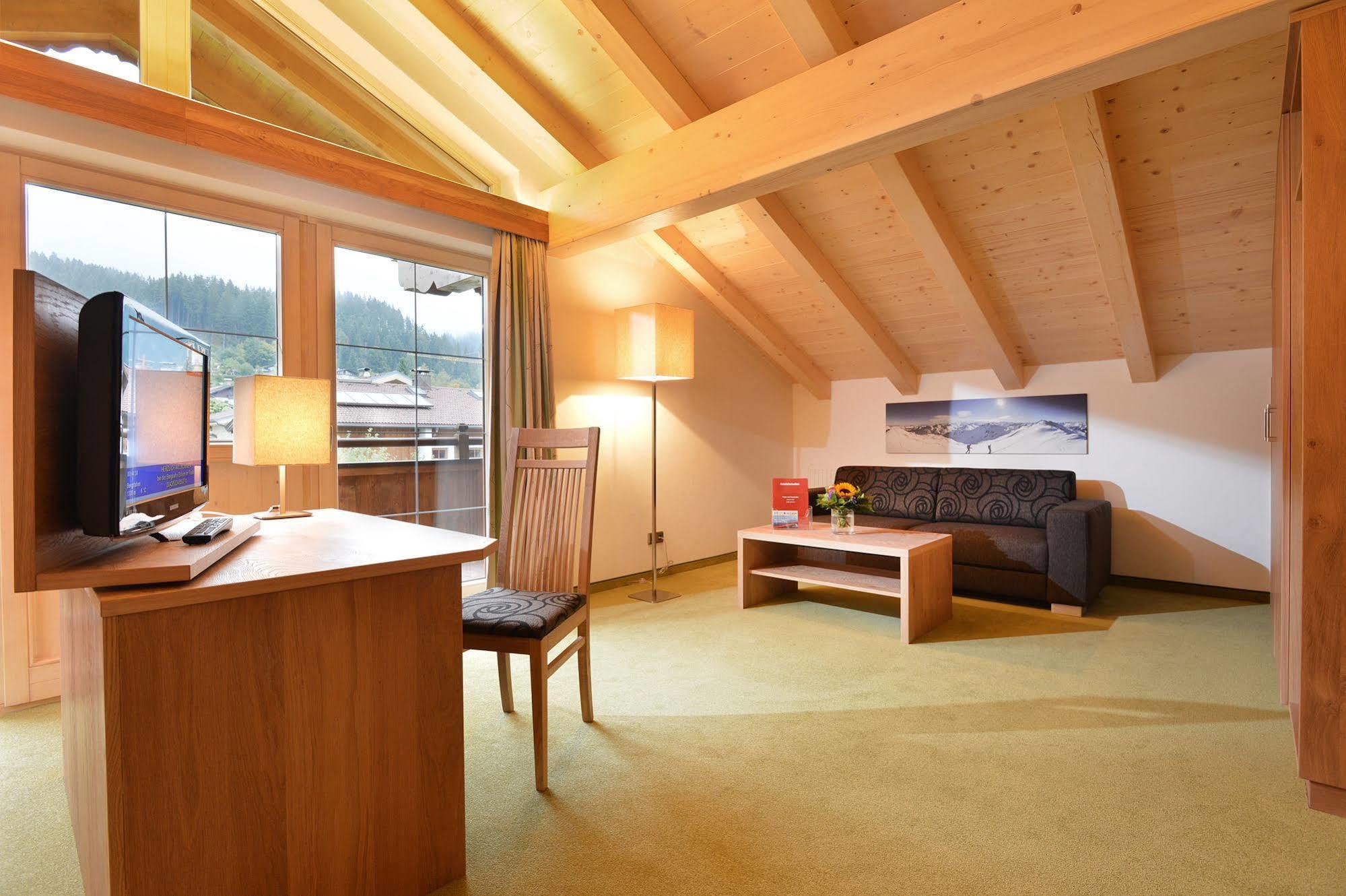 Hotel Reitlwirt Brixen im Thale Exterior foto